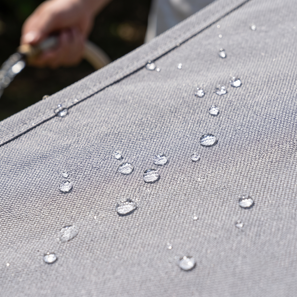 Voile d'ombrage triangulaire gris